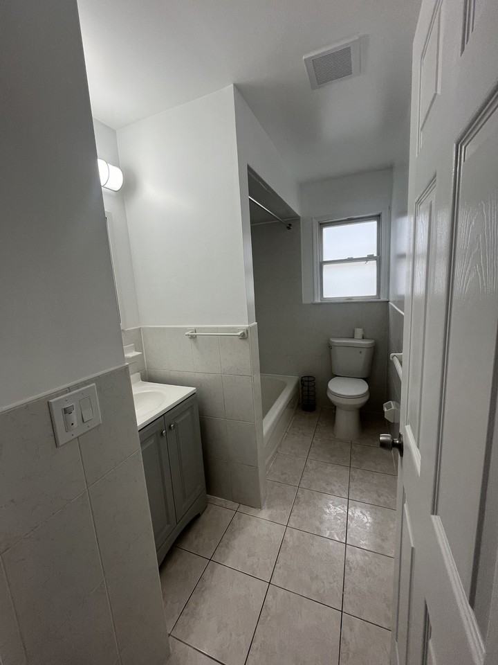 45-47 Vesey Street (3-Family) - Photo 6 of 10