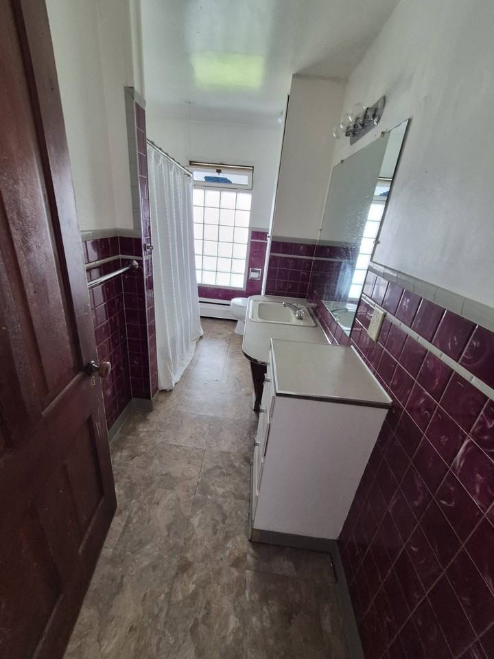 6 South Washing St. Apt # 2 - Photo 3 of 7