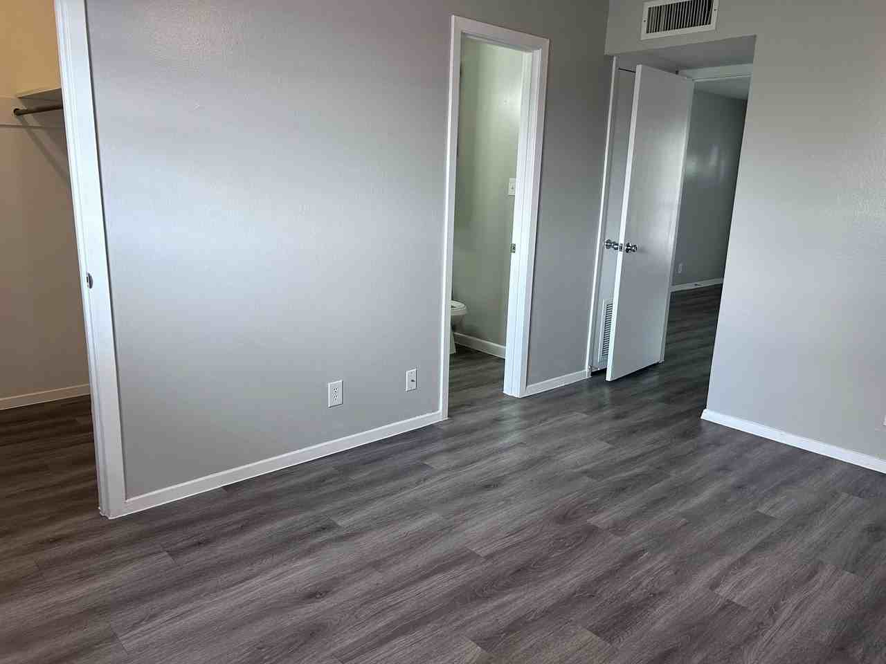 McIntyre Apartments - Photo 6 of 50