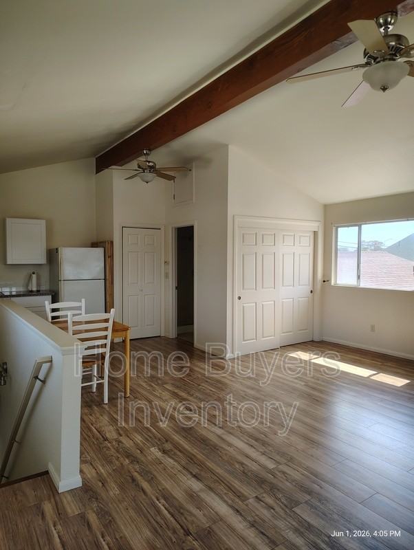 958 Terrace Ave - Photo 4 of 10