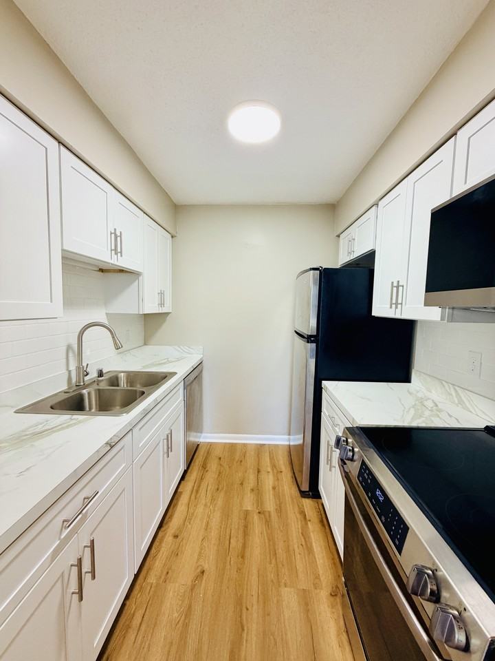 130 Alfred St - Photo 2 of 10