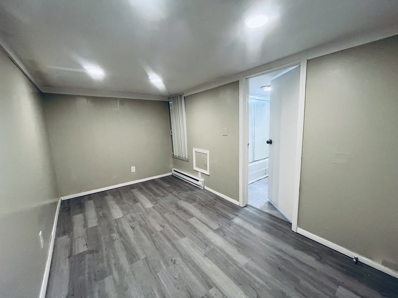 504 North Church Street - Photo 4 of 8