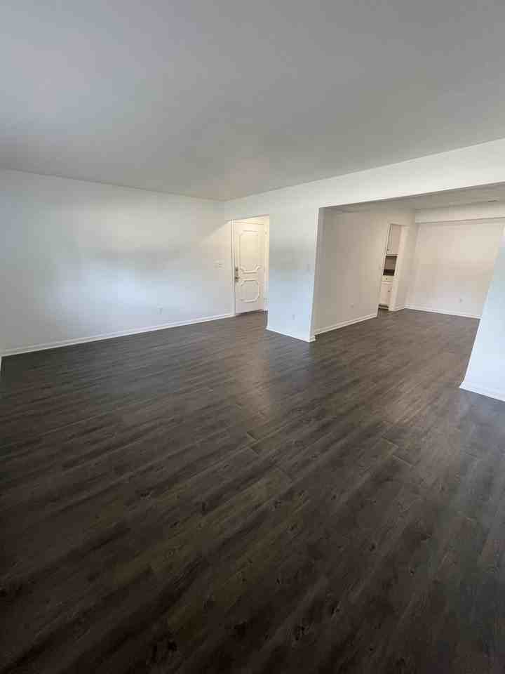 205 East Saginaw Highway - Photo 2 of 27
