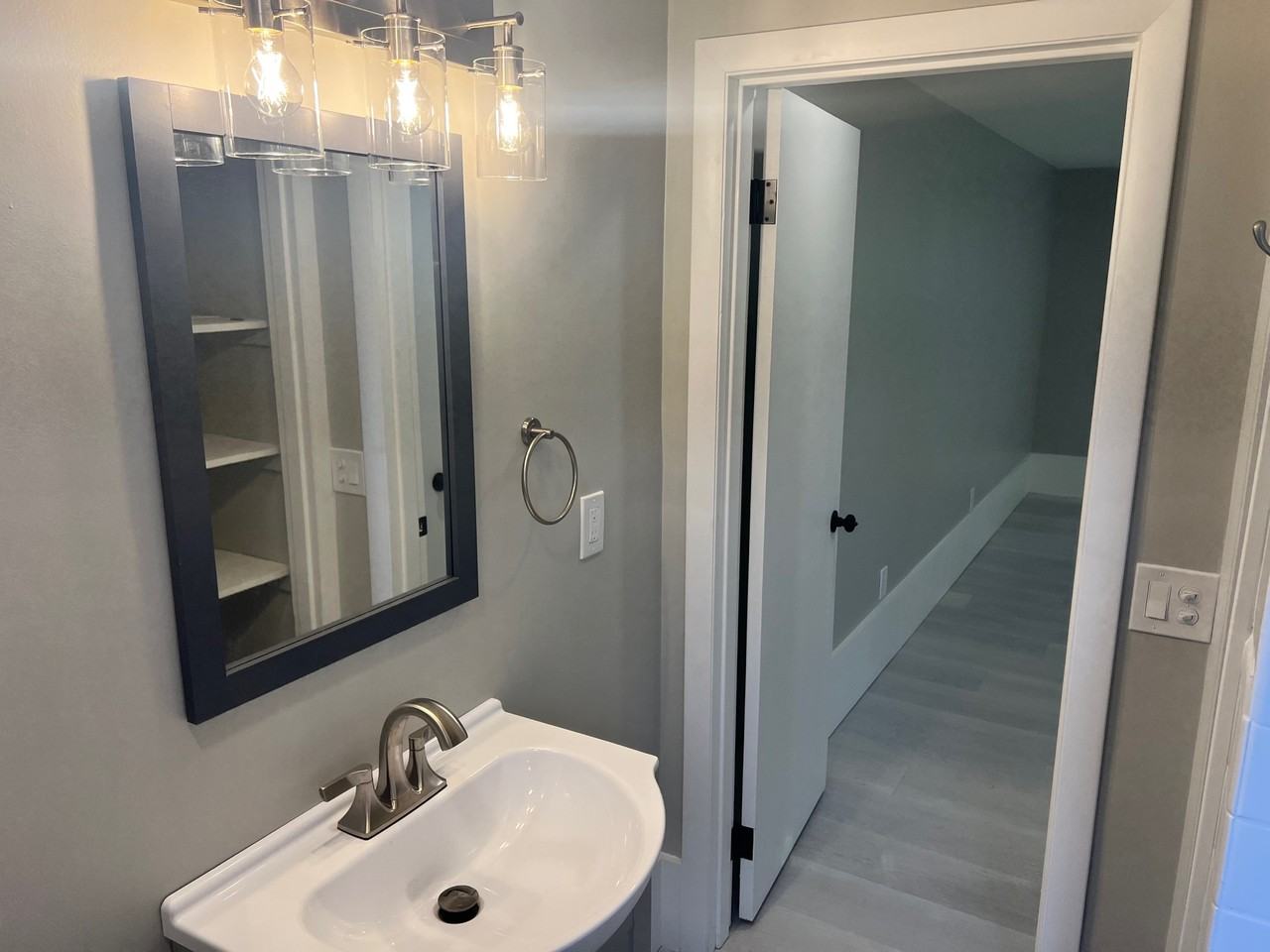 217 North Main St - Photo 7 of 7