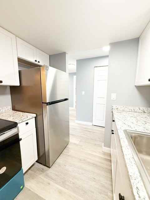 Suncrest Apartments - Photo 6 of 22