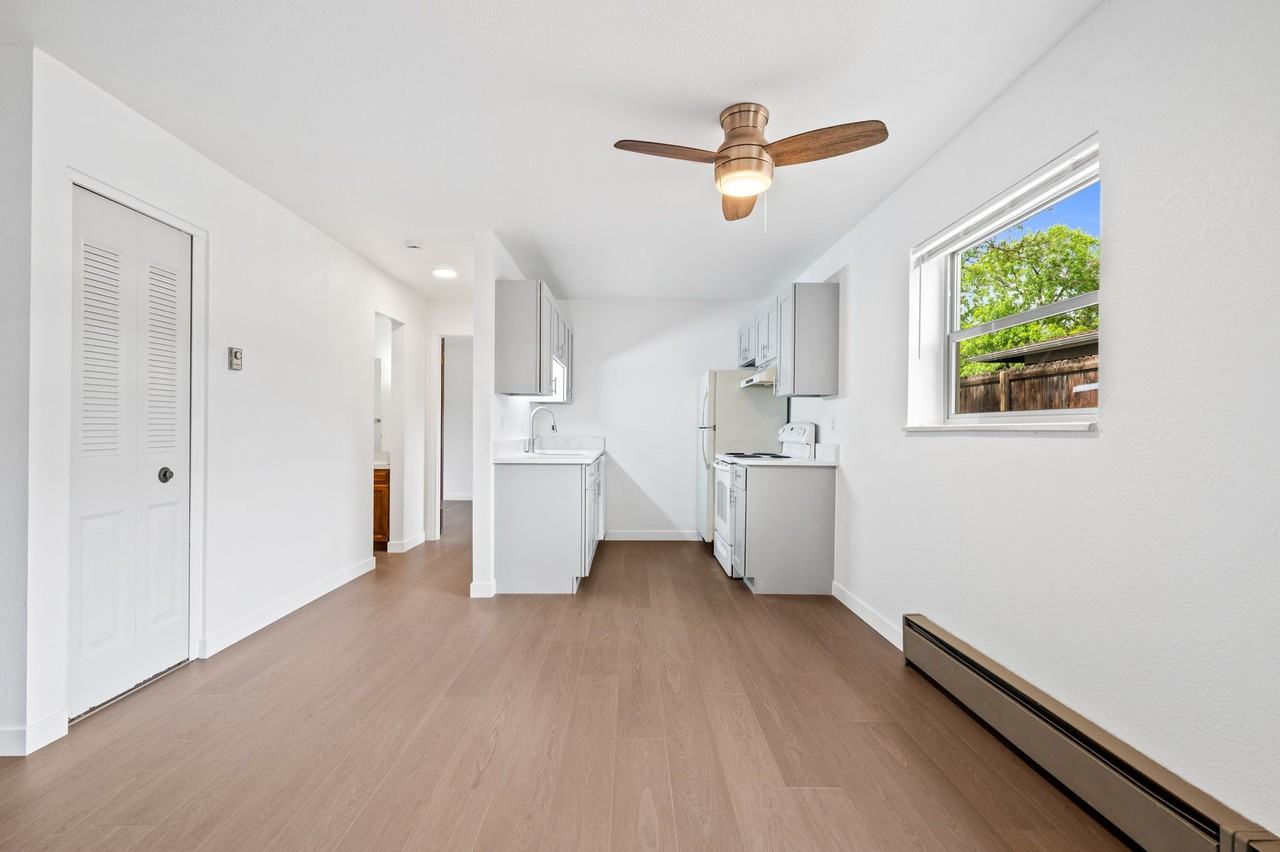 7050 West 37th Avenue - Photo 6 of 50
