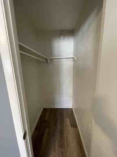 3000-3022 North Verity Parkway - Photo 7 of 9