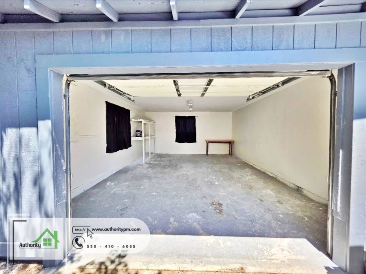 1824 Heller Ln - Photo 3 of 10