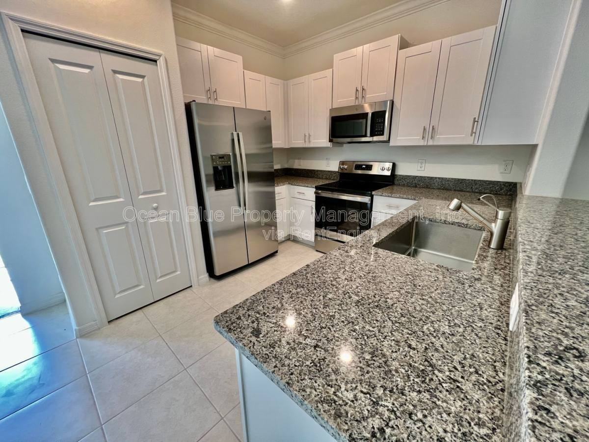 30728 Veridian Way - Photo 3 of 8