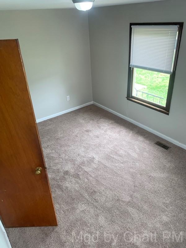 805 Carden Ave - Photo 4 of 19