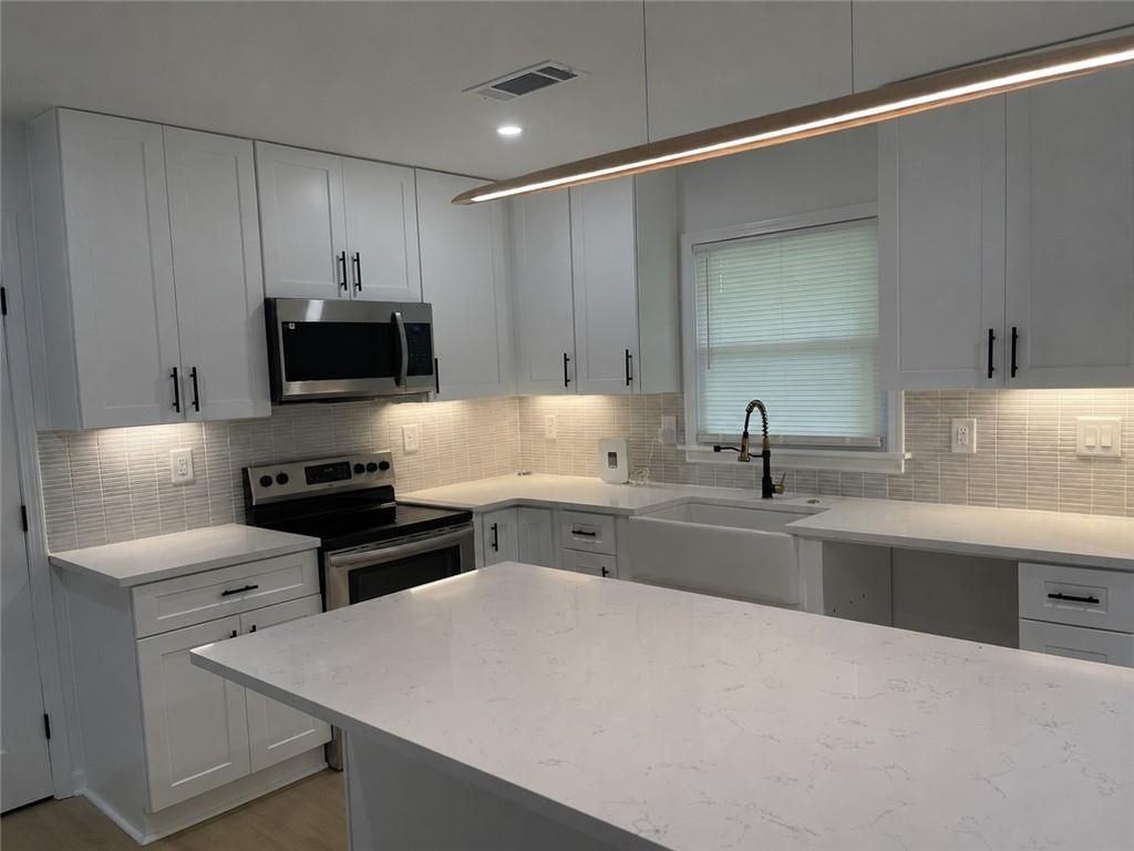 500 Hutchens Rd Se - Photo 4 of 43