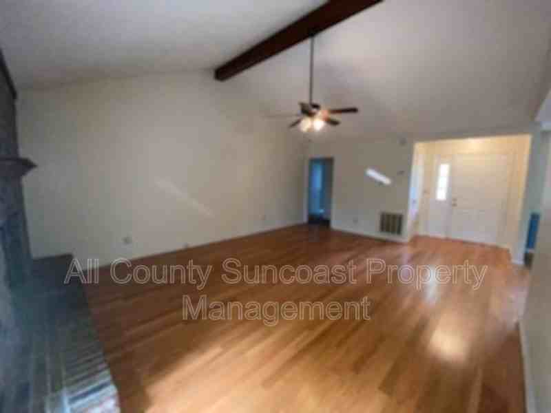 105 Whisper Ct - Photo 4 of 13