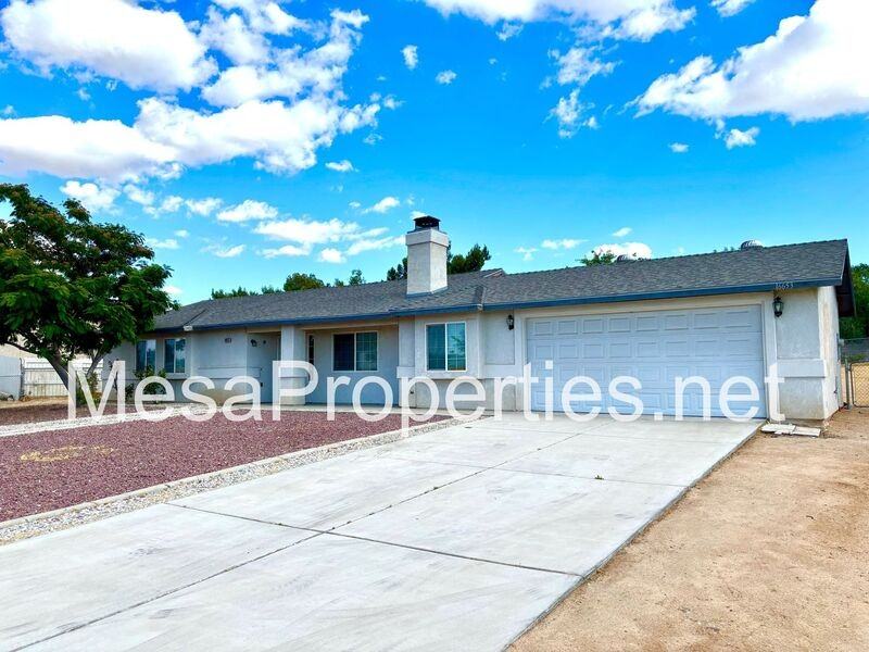 16653 Sholic St - Photo 3 of 30