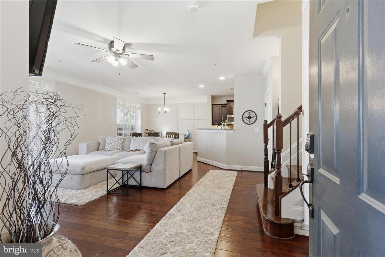 42616 Hardage Ter - Photo 5 of 47