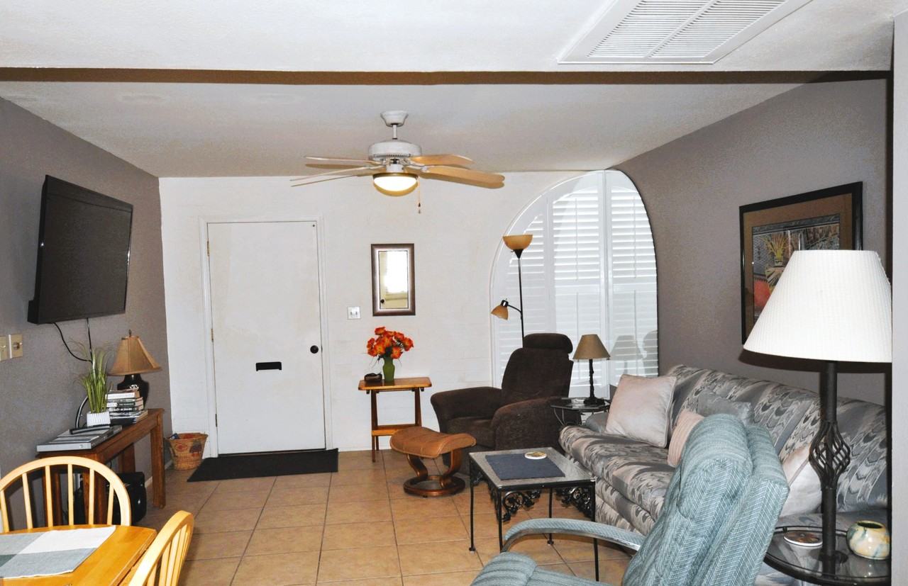 174 S Paseo Tierra #C - Photo 6 of 17