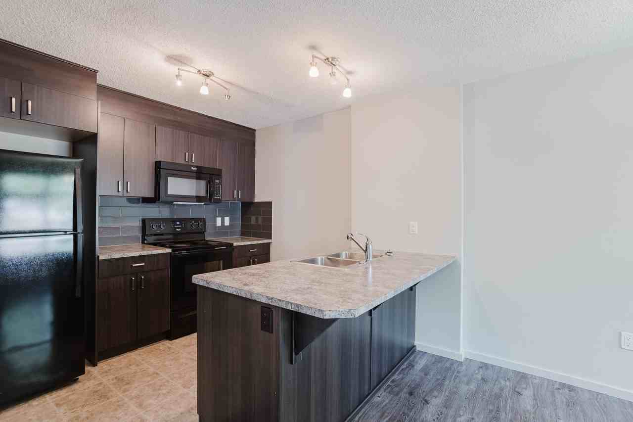12038 62 St Nw - Photo 5 of 50
