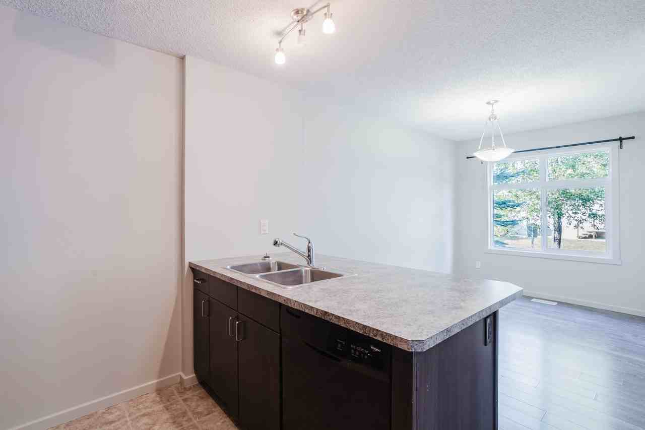 12038 62 St Nw - Photo 6 of 50
