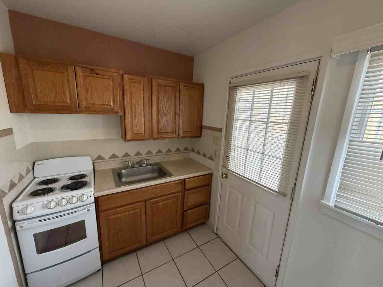 4156 Mesa Verde Ave Ne - Photo 4 of 16