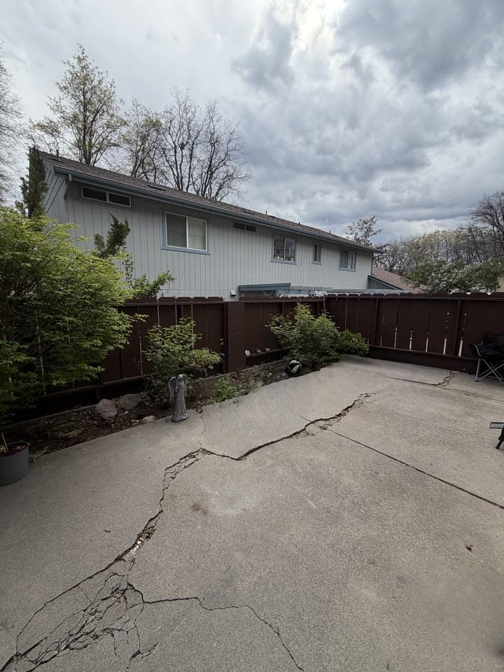 814 Carmen Dr #C - Photo 2 of 18