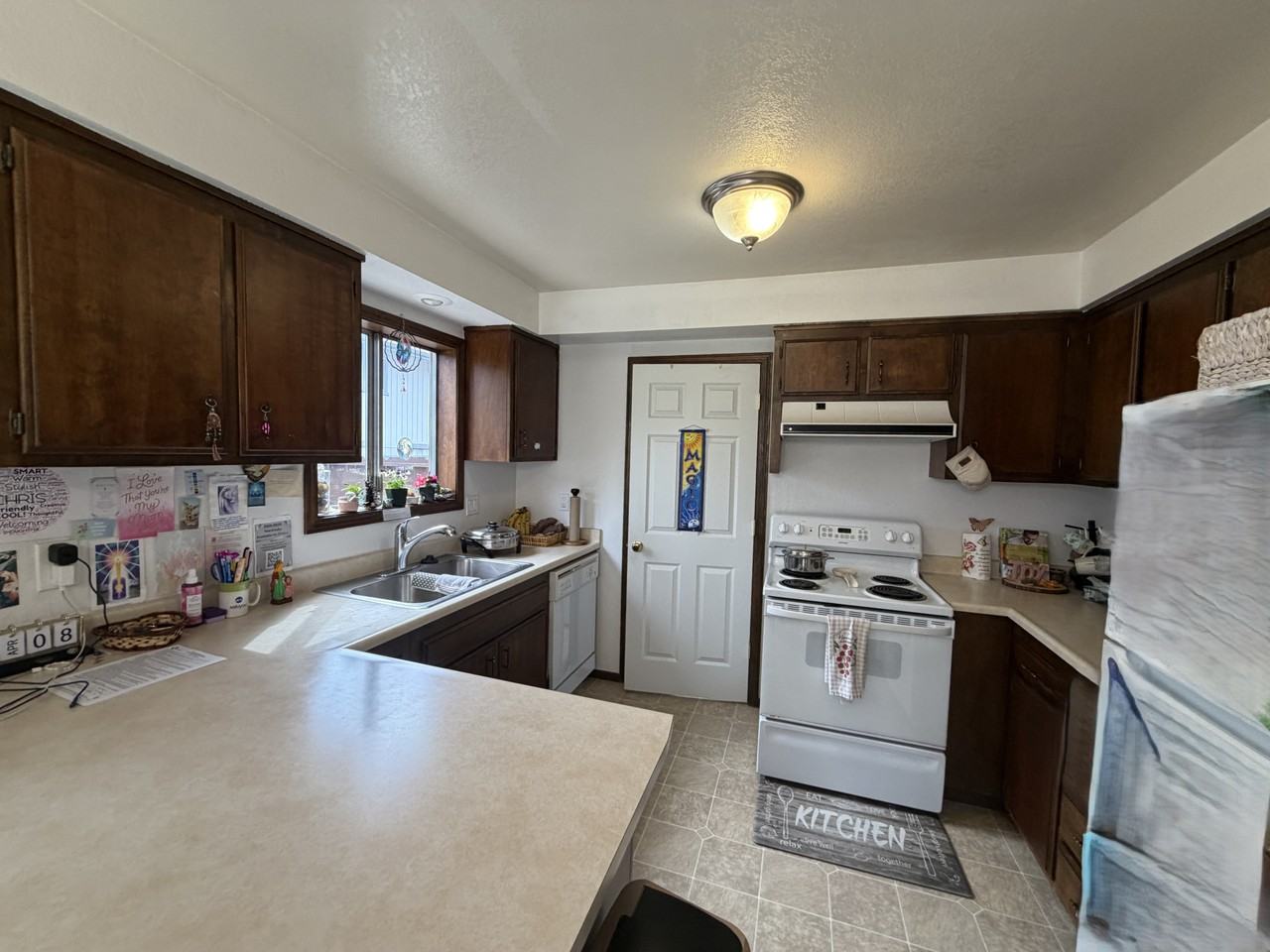 814 Carmen Dr #C - Photo 3 of 18