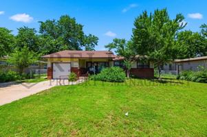featured image of 2425 N Marigold Ln