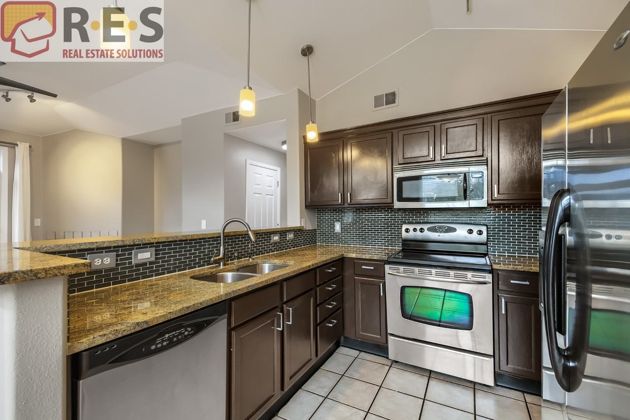 8500 E Jefferson Ave #10J - Photo 4 of 17
