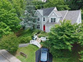 914 Locust Ln - Photo 1 of 1