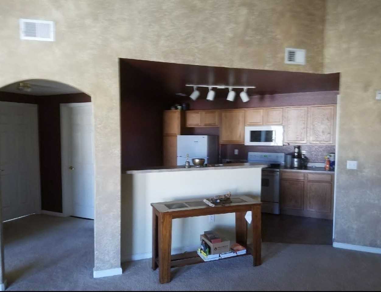 5723 N Gibralter Way #304 - Photo 3 of 17
