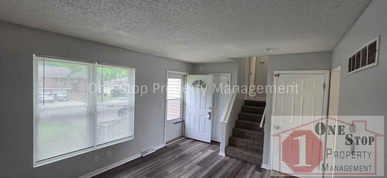 18905 E 18th St N - Photo 5 of 25