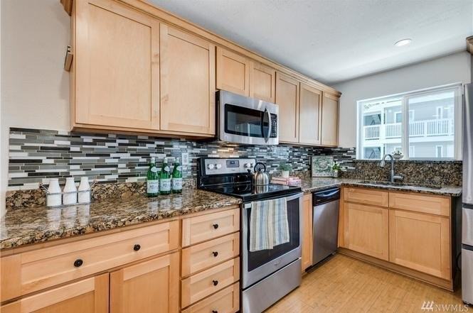14537 Ne 40th St #104 - Photo 4 of 16