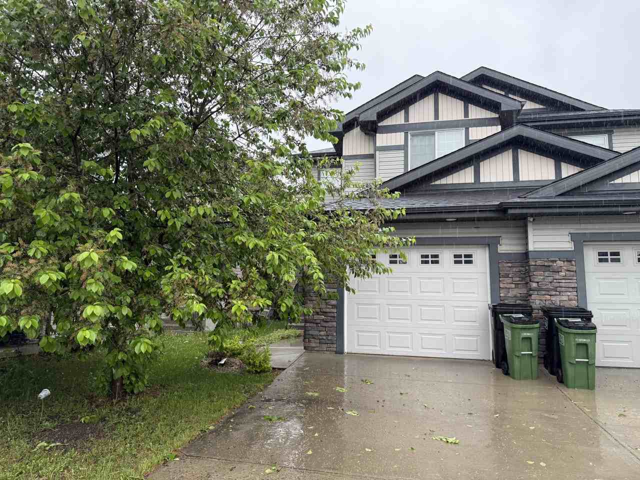 1426 152 Ave Nw - Photo 2 of 42