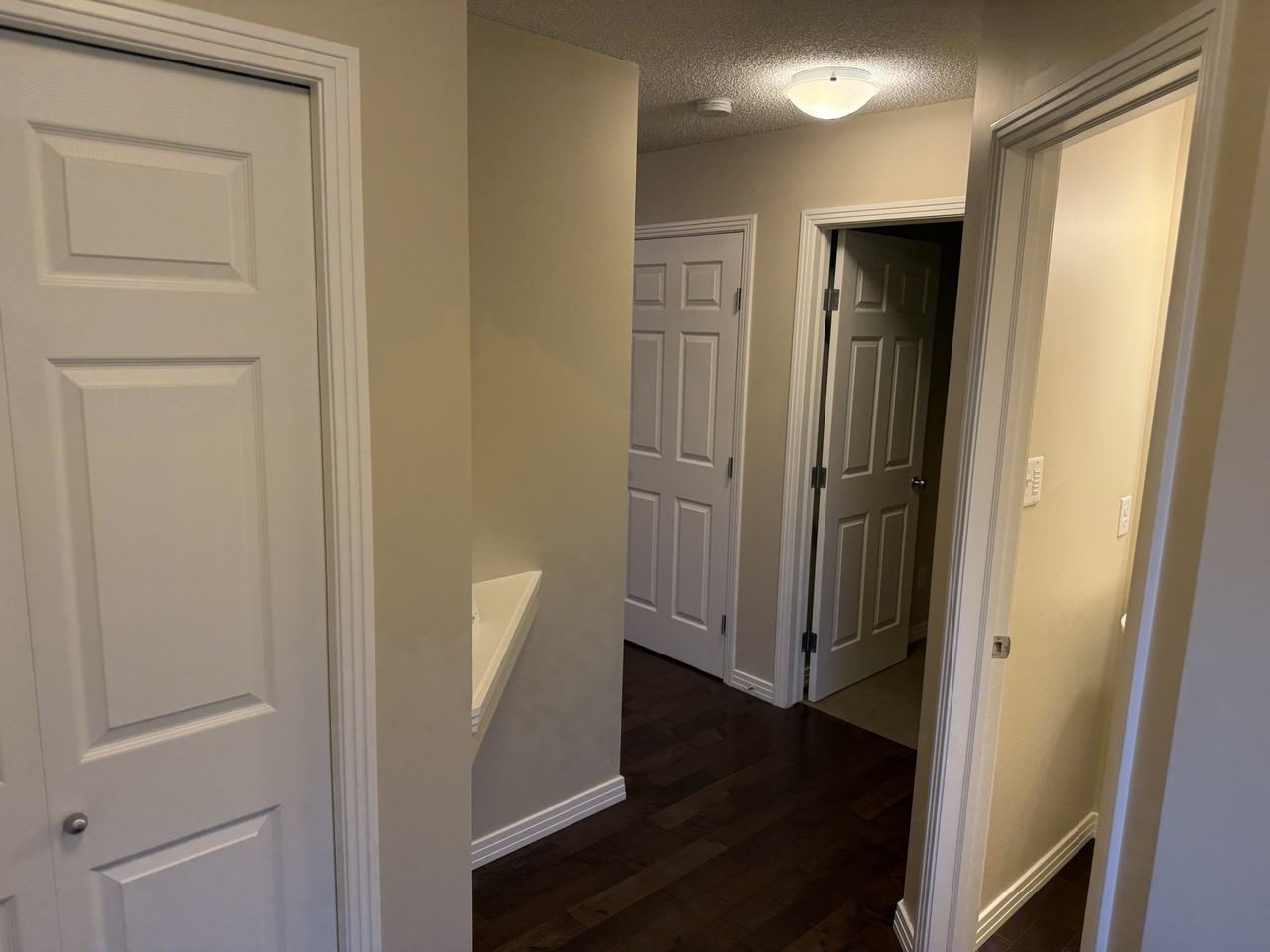1426 152 Ave Nw - Photo 5 of 42
