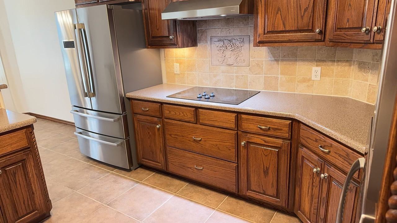 9200 Stacy Lynn Ln - Photo 5 of 22