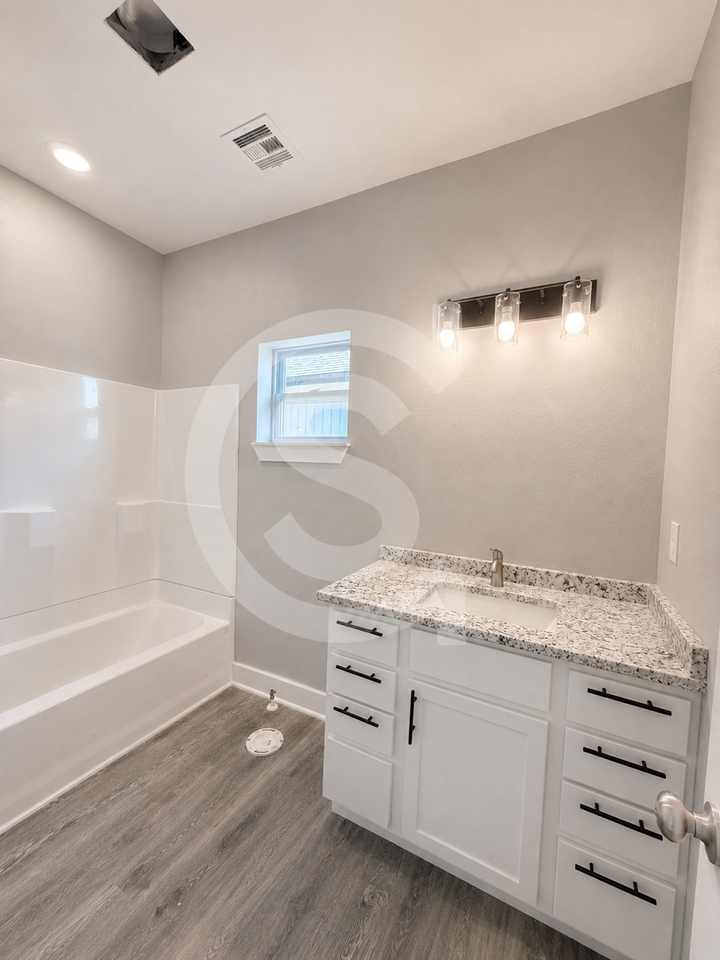 1601 1601 Al Ortalani Way - Photo 7 of 8