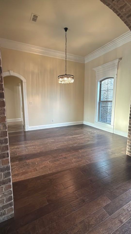 9572 Rochel Dr - Photo 7 of 50