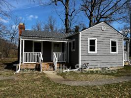 featured image of 2920 E 5th St