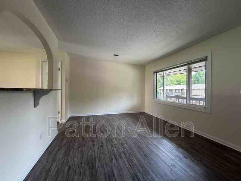 28 Dawnwood Cir - Photo 6 of 25