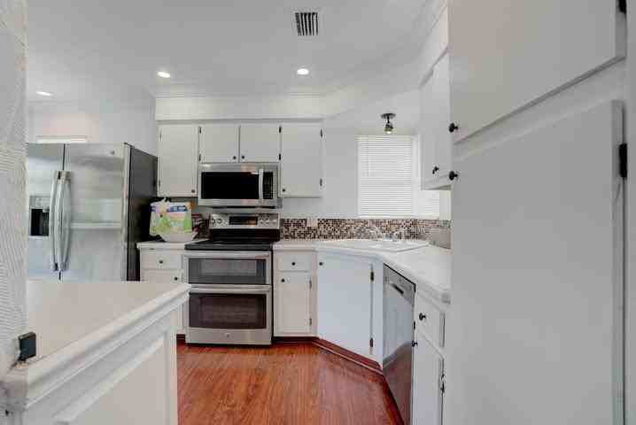 6391 Riverwalk Lane