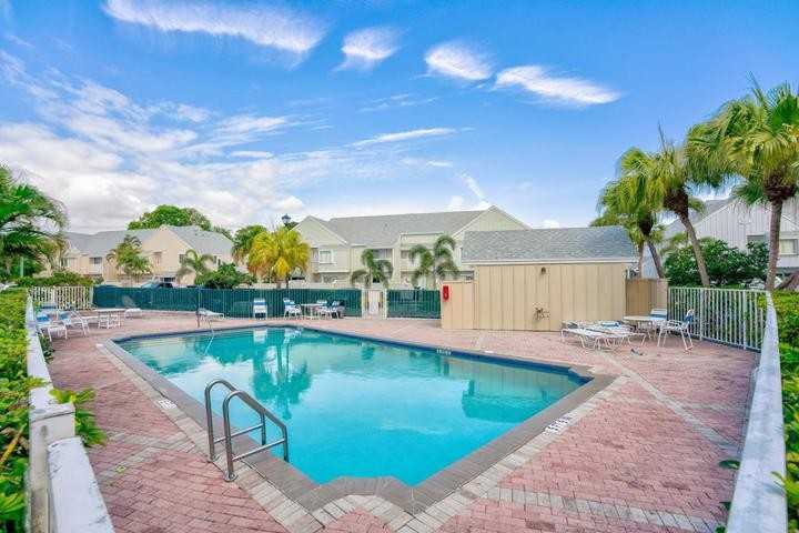 6391 Riverwalk Lane - Photo 2 of 6