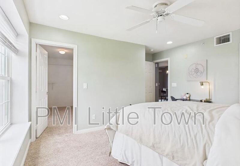 12912 Ironstone Way #302 - Photo 7 of 20