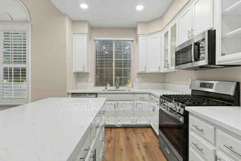 1539 Abrew Way - Photo 2 of 31