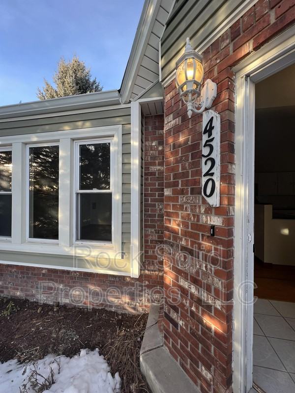 4520 Carmel Dr - Photo 3 of 33