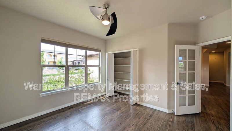 6209 Leon Young Dr - Photo 7 of 50