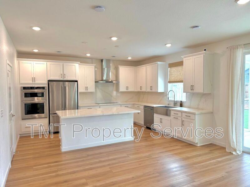 10123 Blue Whale Way - Photo 4 of 24