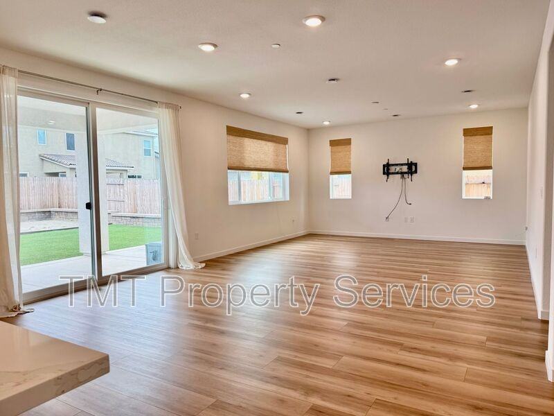 10123 Blue Whale Way - Photo 5 of 24