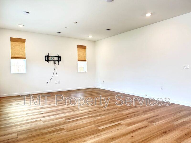 10123 Blue Whale Way - Photo 6 of 24