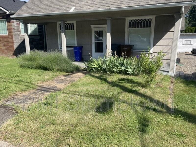 601 S Mcloughlin Blvd - Photo 2 of 12