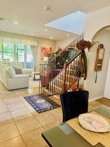 9205 Dupont Place - Photo 6 of 8