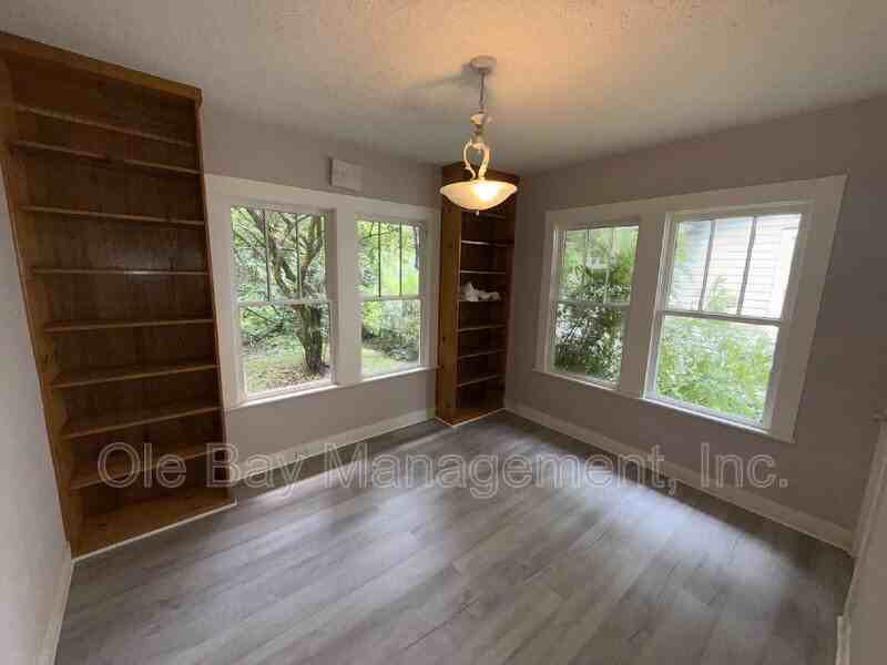 731 Jemison St - Photo 7 of 8