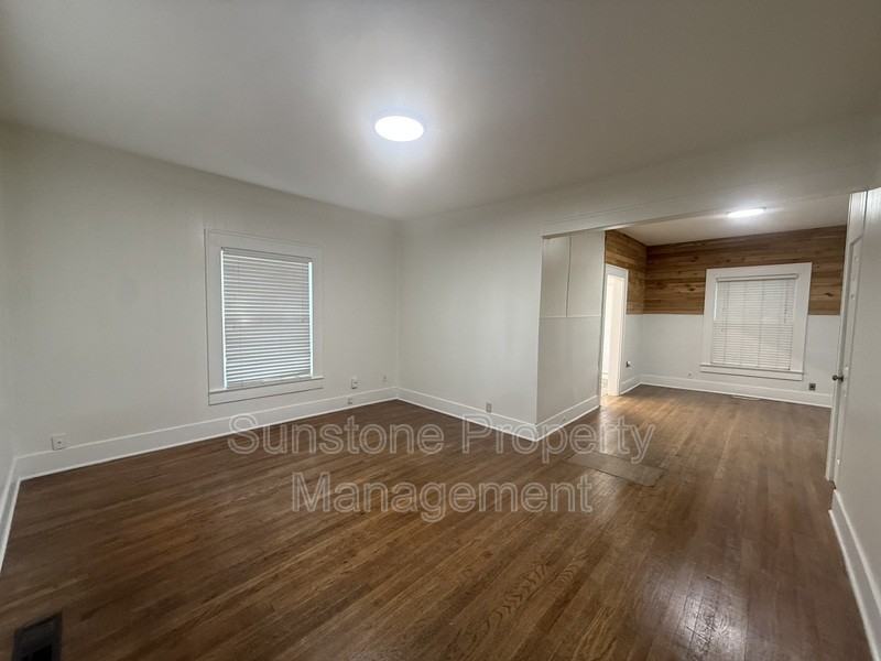 103 W 3rd St - Photo 5 of 16